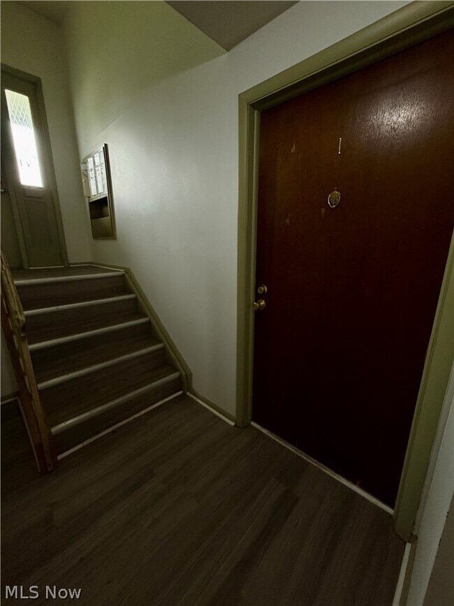 Foto del edificio - 369 Shields Rd