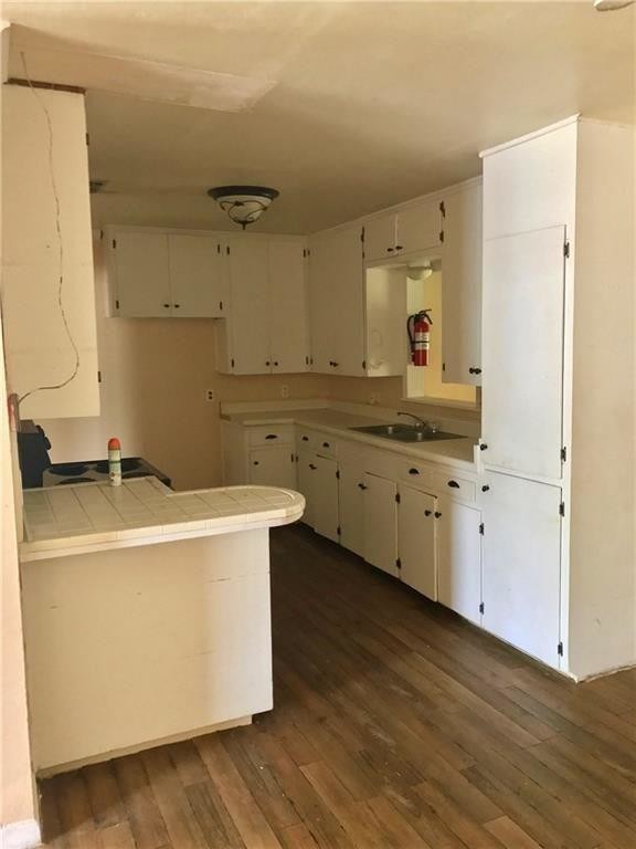 Building Photo - 408 E 9th St