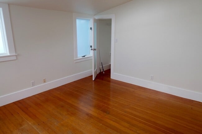 Building Photo - 1 Eastwind St