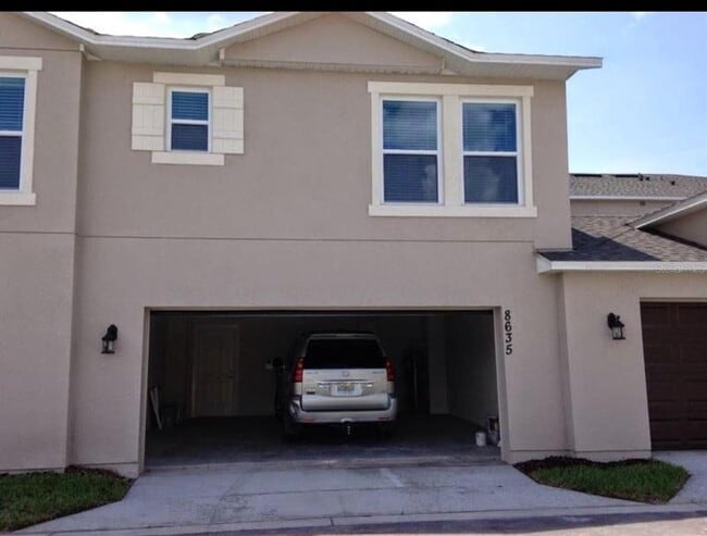 Building Photo - 8635 Via Trieste Dr