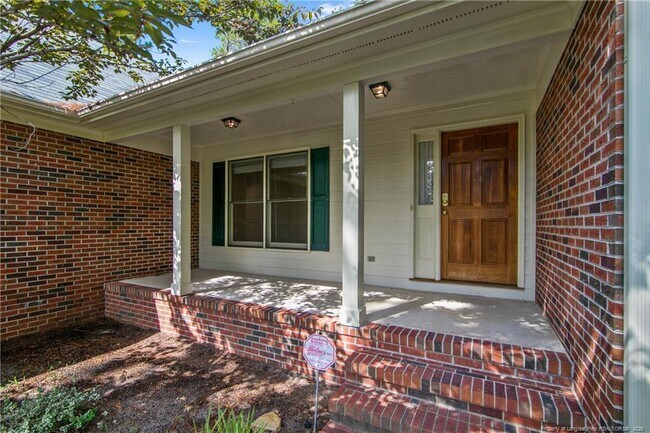 Foto del edificio - 7779 Trappers Rd