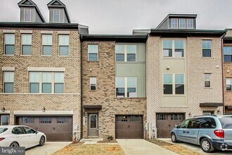 Building Photo - 16917 St William Wy