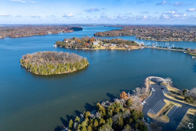 The Shutes Branch Recreation Area in Green Hill gives residents access to the Old Hickory Lake.