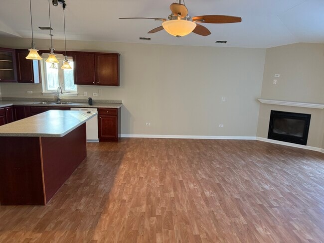 Building Photo - 5119 159th St