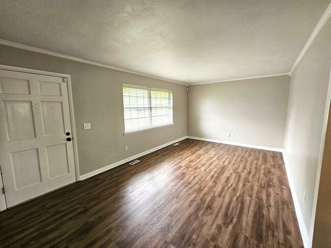 Foto del edificio - 117 Mitchell Ln