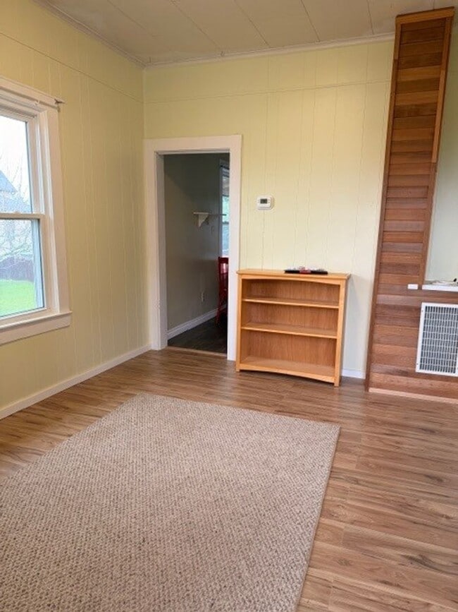 Foto del edificio - COZY 1 BED 1 BATH HOUSE