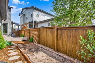 Building Photo - 9318 E 58th Dr