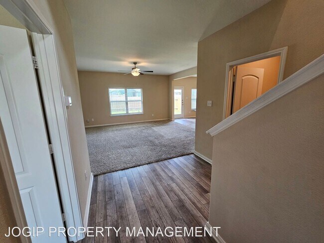 Foto del edificio - 4 br, 2.5 bath House - 3109 Bowen St.