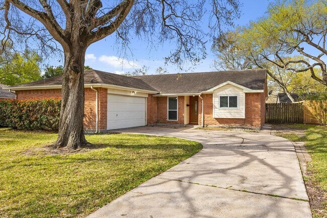 Building Photo - 15922 Buccaneer Ln