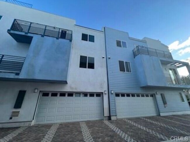 Foto del edificio - 14614 Vanowen St