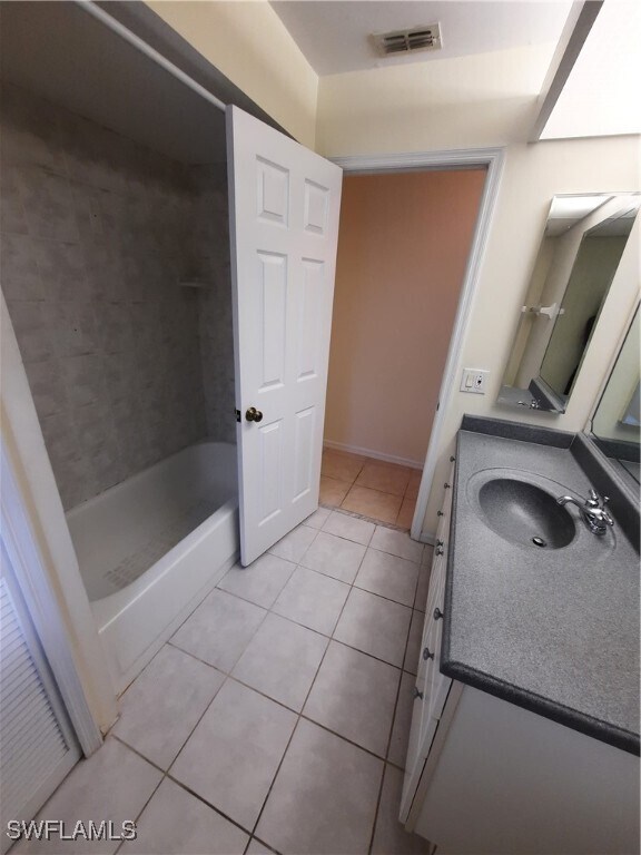 Foto del edificio - 15177 Briarcrest Cir