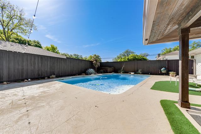 Foto principal - 6324 E Lovers Ln
