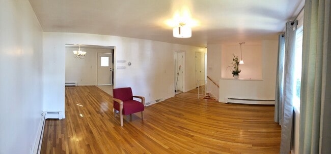 Building Photo - 23 Hollis St