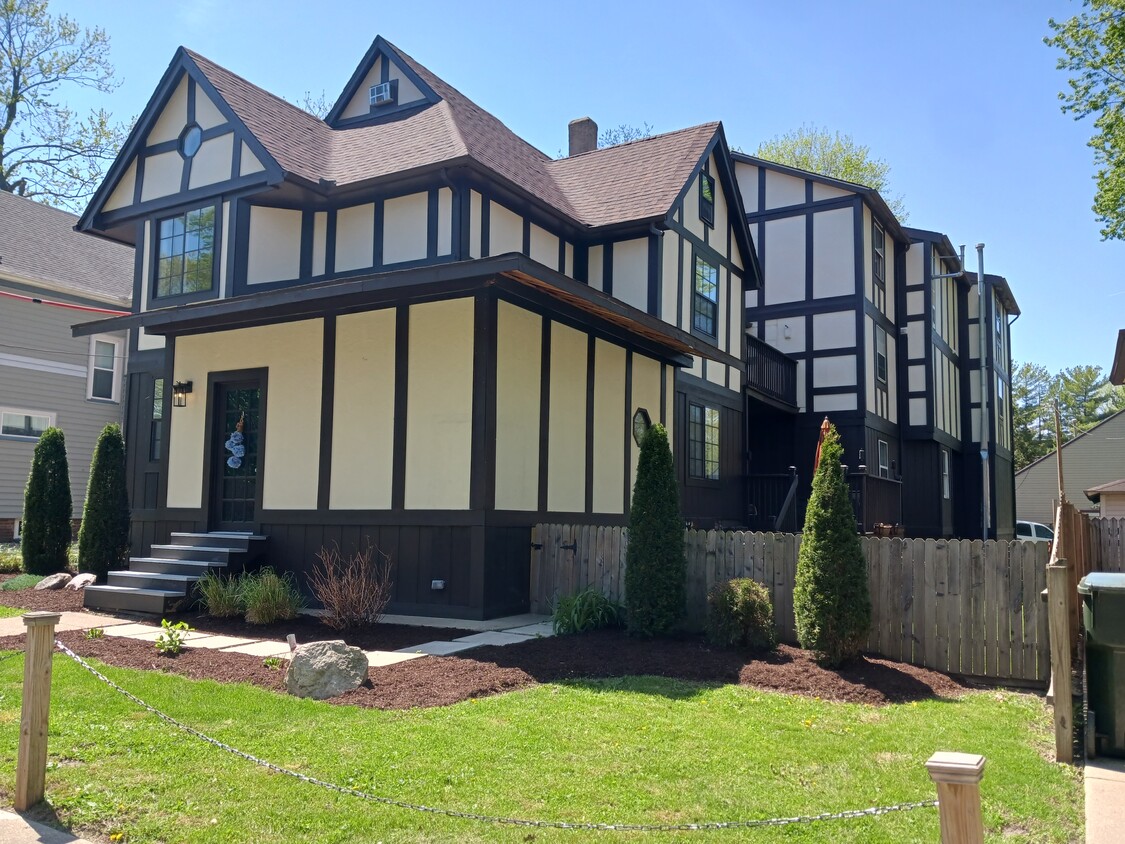 Primary Photo - Castle Property Management