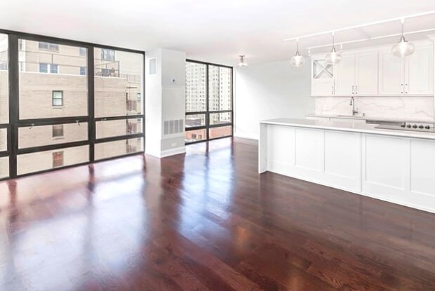 Foto del edificio - 1340 N Astor St