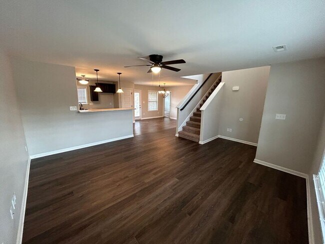 Foto del edificio - 107 Angela Ridge Way