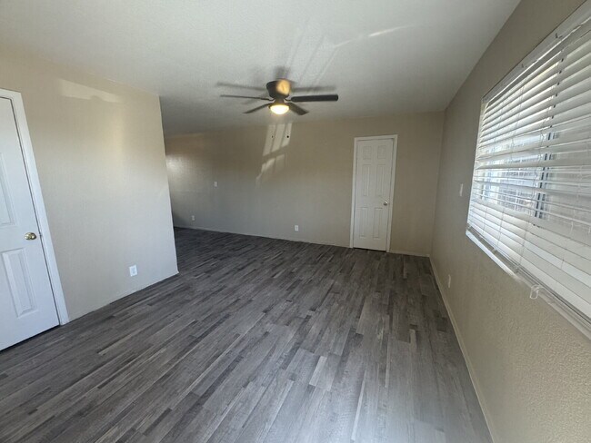 Foto del edificio - 4360 Twin View Cir