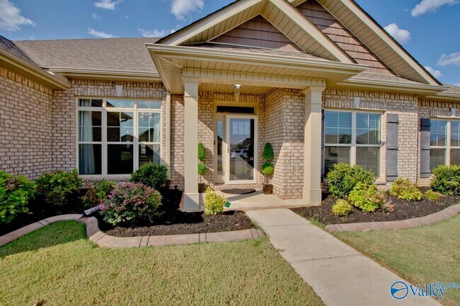 Foto del edificio - 216 Summerbranch Rd SW