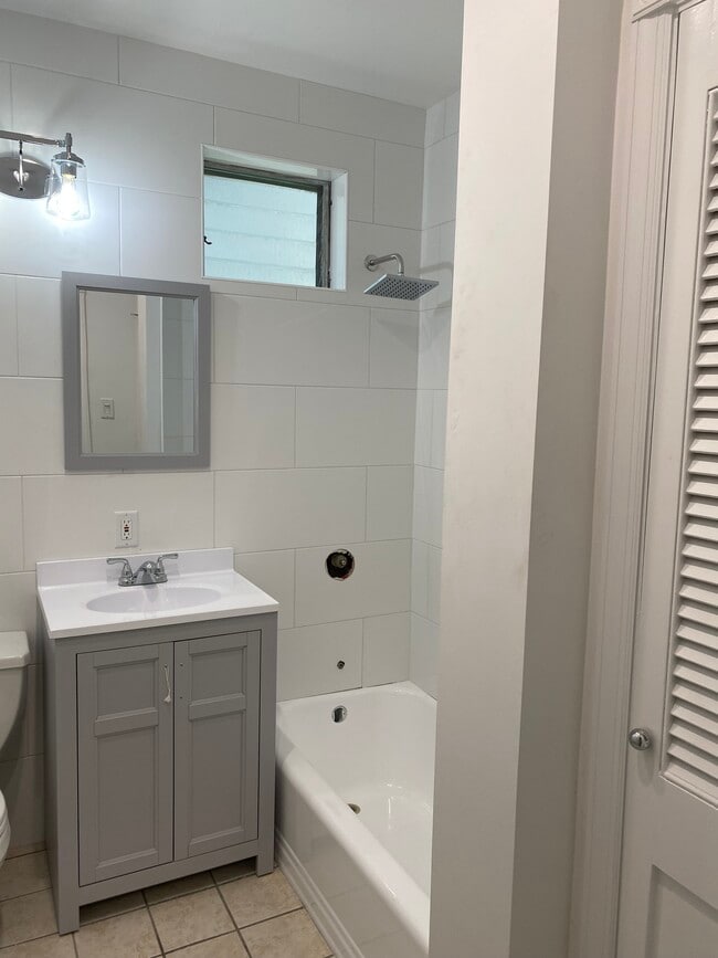 Bathroom with Bath Shower - 23 W 42nd St