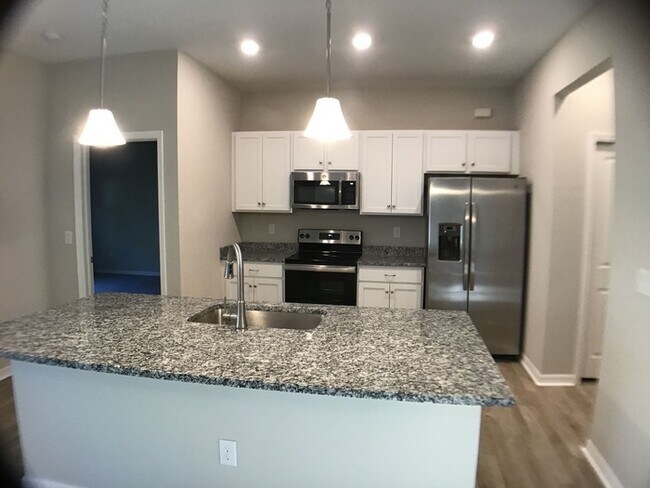 Foto del edificio - 4139 Twinbush Terrace