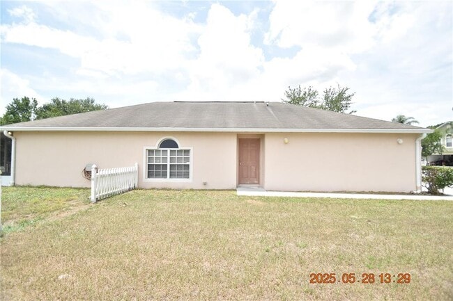 Building Photo - 30634 Birdhouse Dr