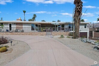 Building Photo - 54925 Avenida Ramirez
