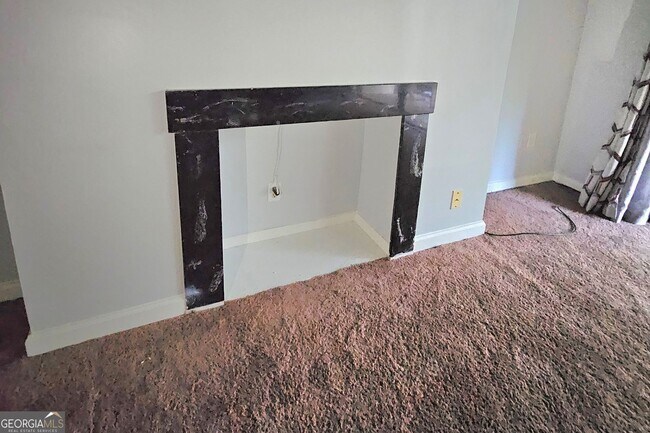 Foto del edificio - 3575 Oakvale Rd