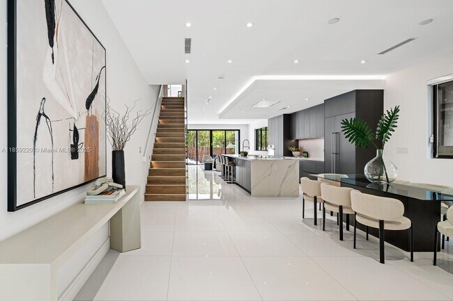 Foto del edificio - 2955 Coconut Ave