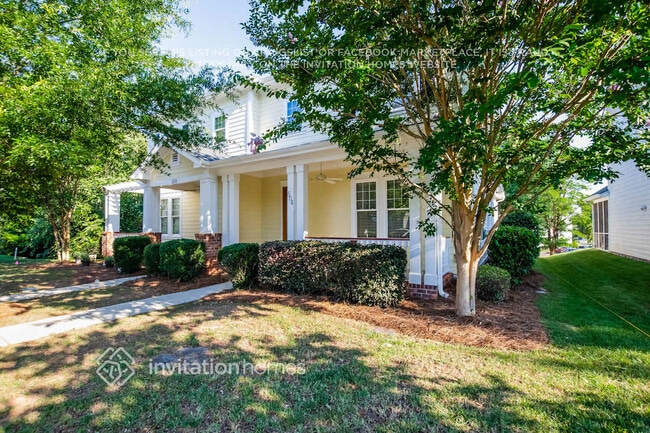 Building Photo - 504 Camellia St