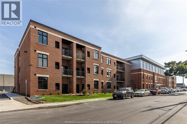 Photo du bâtiment - 1370 Argyle Rd