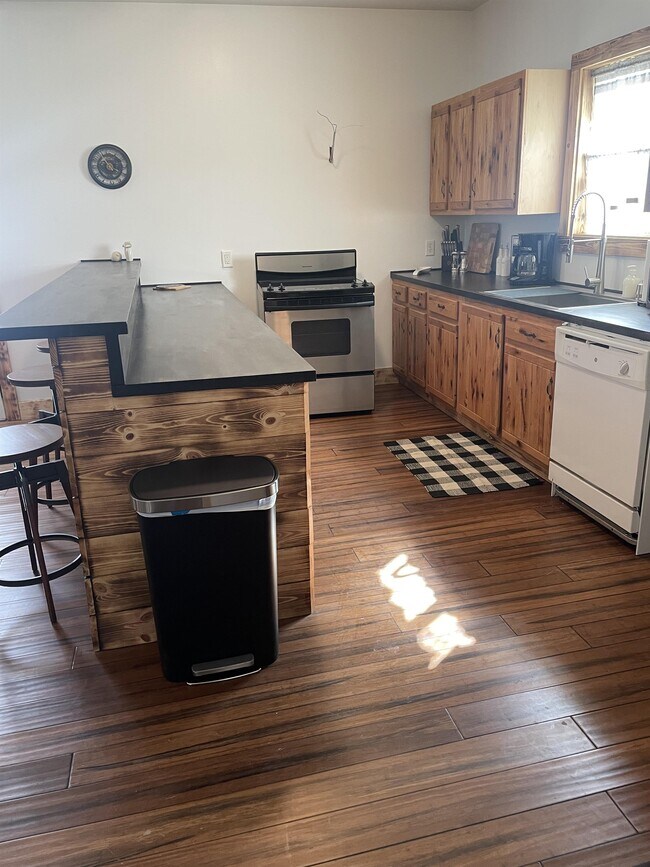 10798 E Magnolia Rd, Gypsum, KS 67448 House Rental in Gypsum, KS