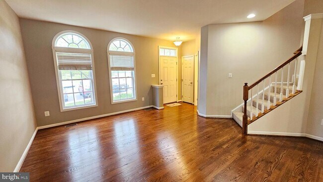 Building Photo - 3504 Tabard Ln
