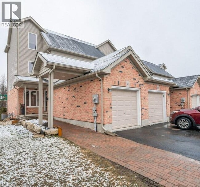 Photo du bâtiment - 39 Brookfield Crescent