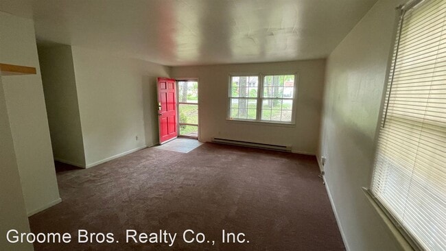 Building Photo - 3 br, 1.5 bath House - 7256 Berwick Road