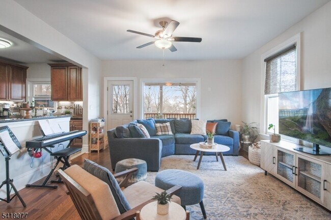 Foto del edificio - 660 Bloomfield Ave