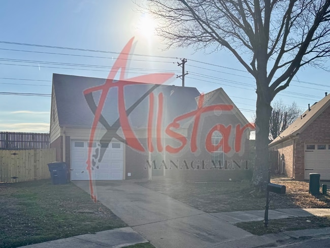 Building Photo - 8170 Clubview Drive Olive Branch, MS