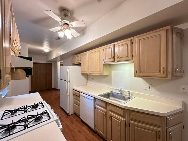 Foto del edificio - 3832 N Fremont St