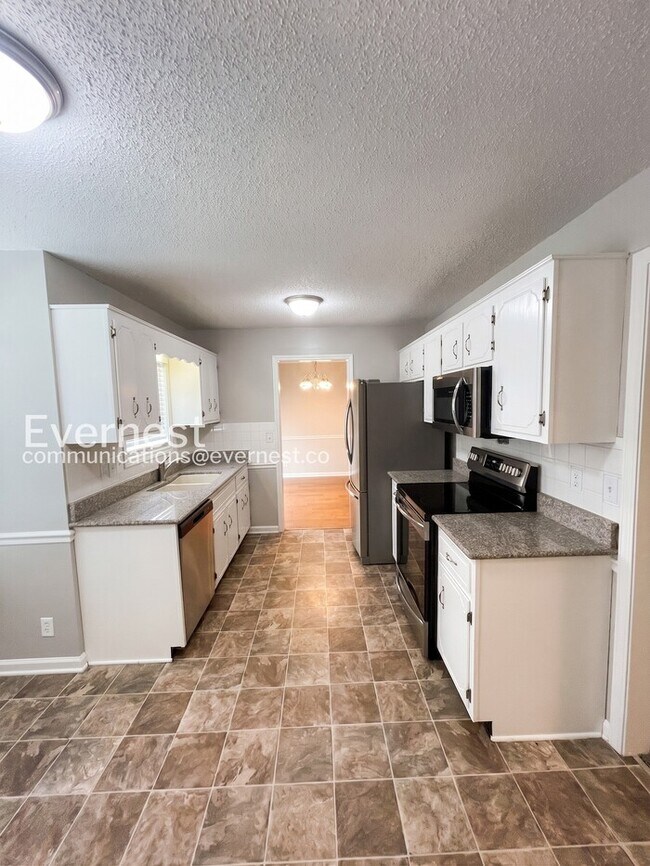 Foto del edificio - 1035 Summerhaven Rd