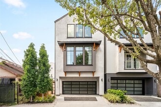 Building Photo - 1728 Ridgewood St