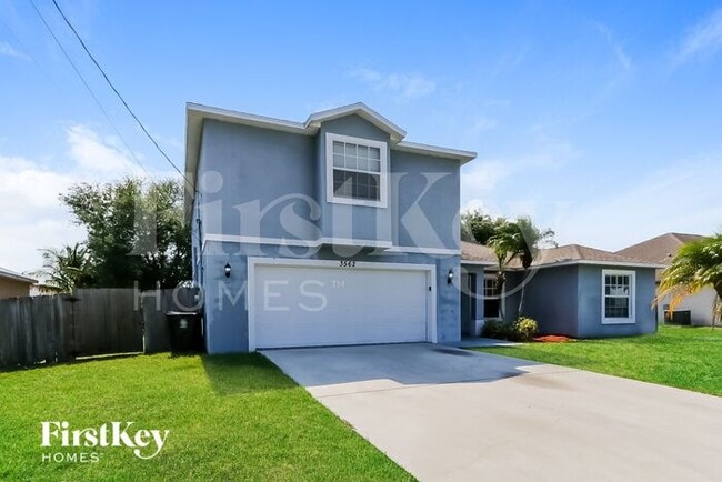Building Photo - 3562 SW Carmody St