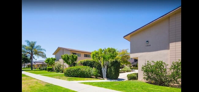 Building Photo - Canyon Edge Townhomes