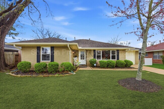 Foto del edificio - 2019 Brimberry St