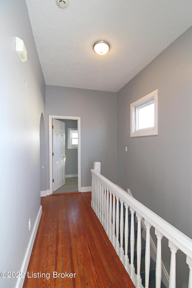 Building Photo - 158 State St