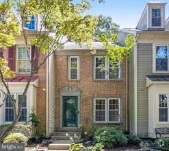Building Photo - 8424 Springfield Oaks Dr