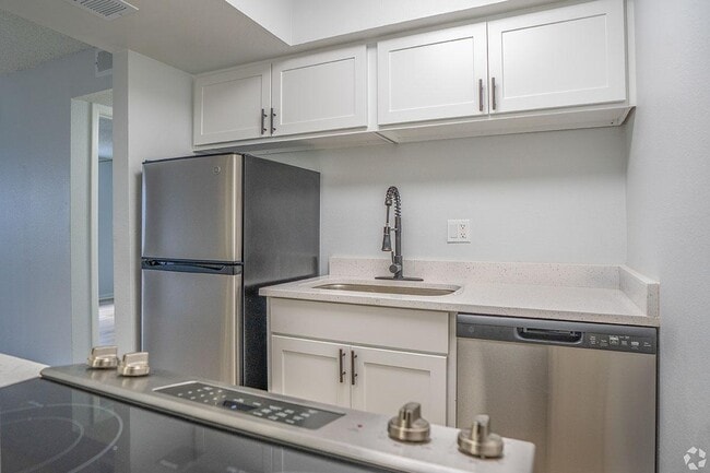 Building Photo - Captiva Club Apartments