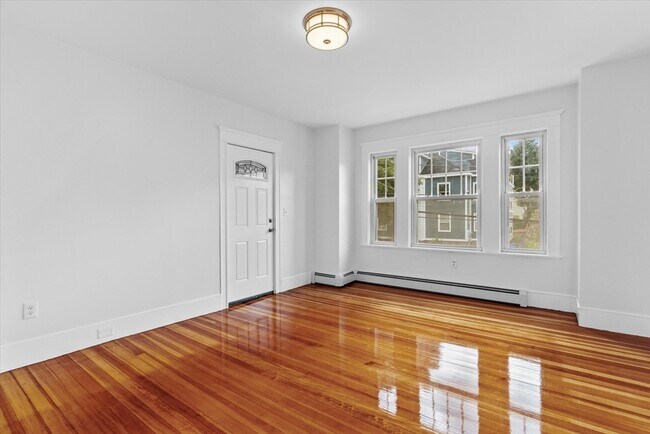 Building Photo - 16 Campo Seco St