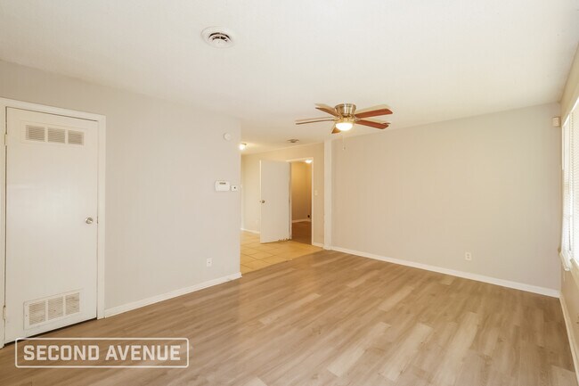 Building Photo - 11305 Marsh Ave