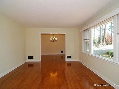 Foto del edificio - 6917 Brookfield Rd