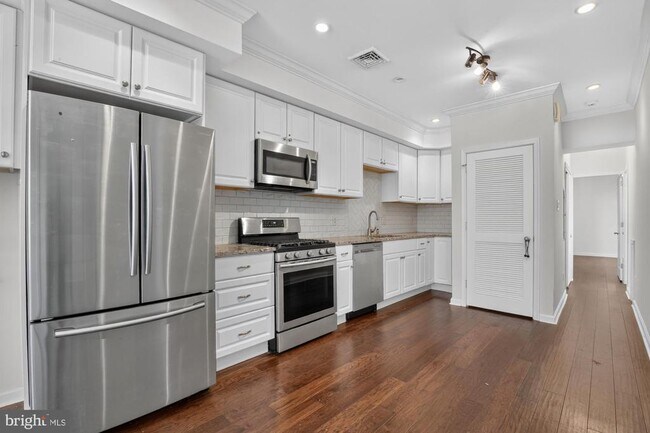 Foto del edificio - 4435 Sansom St