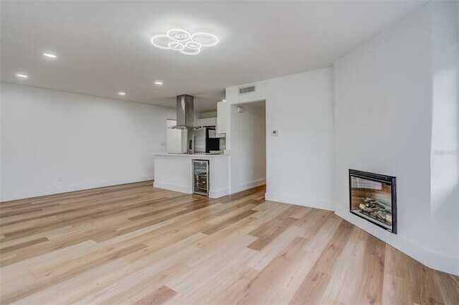 Foto del edificio - 4027 Huntington St NE